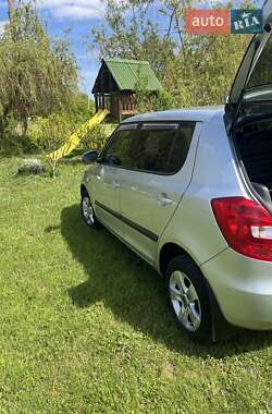 Хэтчбек Skoda Fabia 2008 в 