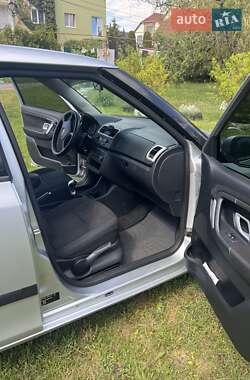 Хэтчбек Skoda Fabia 2008 в 