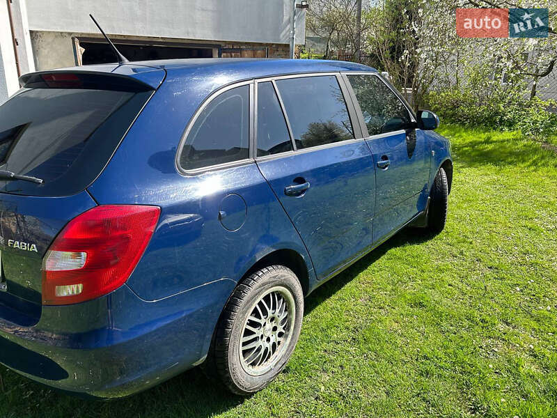 Универсал Skoda Fabia 2014 в Золочеве