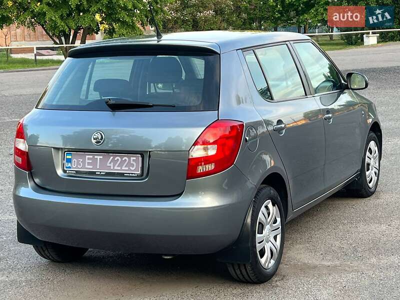 Хэтчбек Skoda Fabia 2014 в Лубнах
