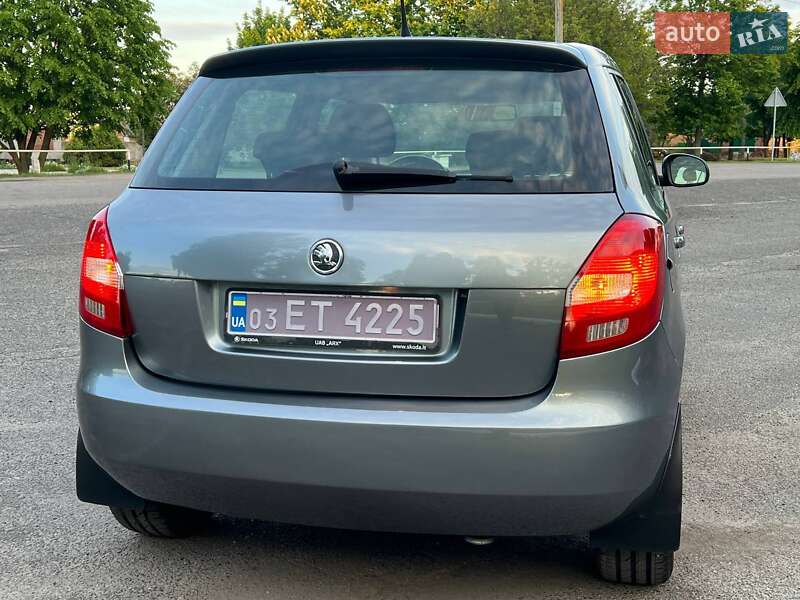 Хэтчбек Skoda Fabia 2014 в Лубнах