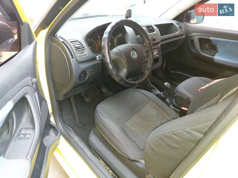 Хетчбек Skoda Fabia 2008 в Харкові