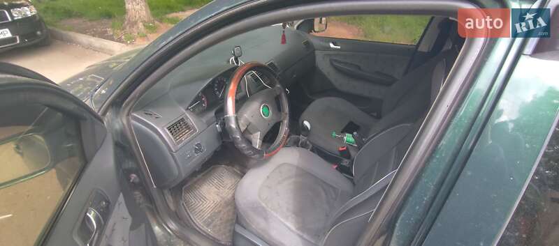 Седан Skoda Fabia 2003 в Одесі