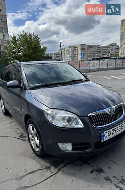 Універсал Skoda Fabia 2009 в Києві