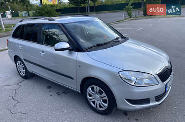 Універсал Skoda Fabia 2010 в Києві