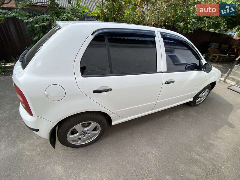 Хэтчбек Skoda Fabia 2002 в Житомире фото 4 Хэтчбек Skoda Fabia 2002 в Житомире