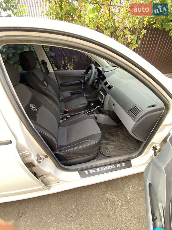 Хэтчбек Skoda Fabia 2002 в Житомире фото 6 Хэтчбек Skoda Fabia 2002 в Житомире