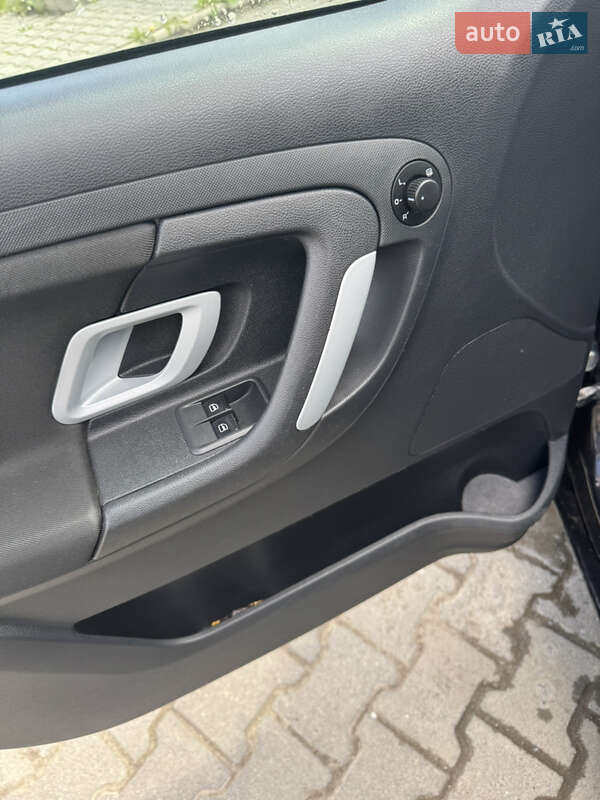 Универсал Skoda Fabia 2009 в Косове