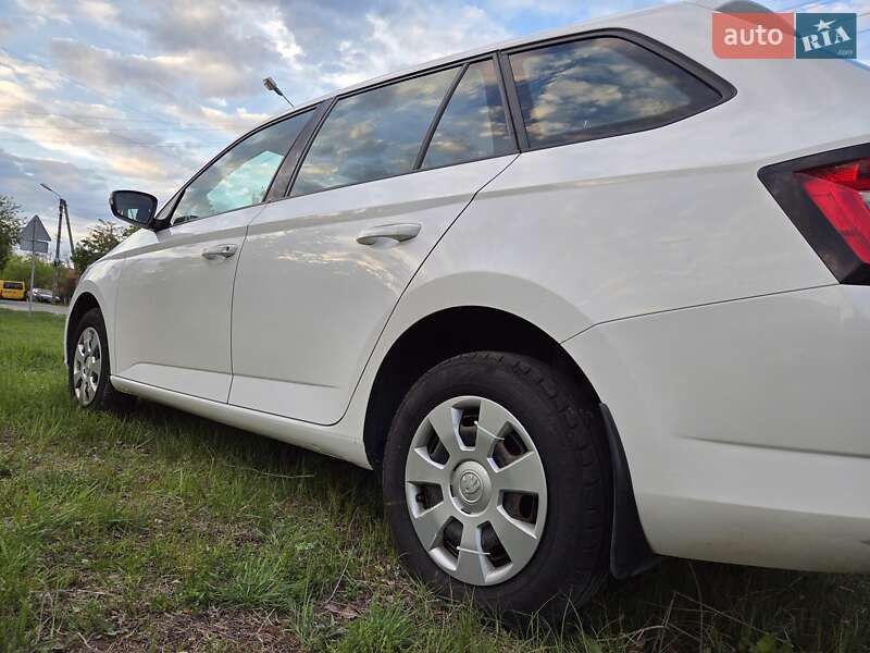 Универсал Skoda Fabia 2017 в Шостке