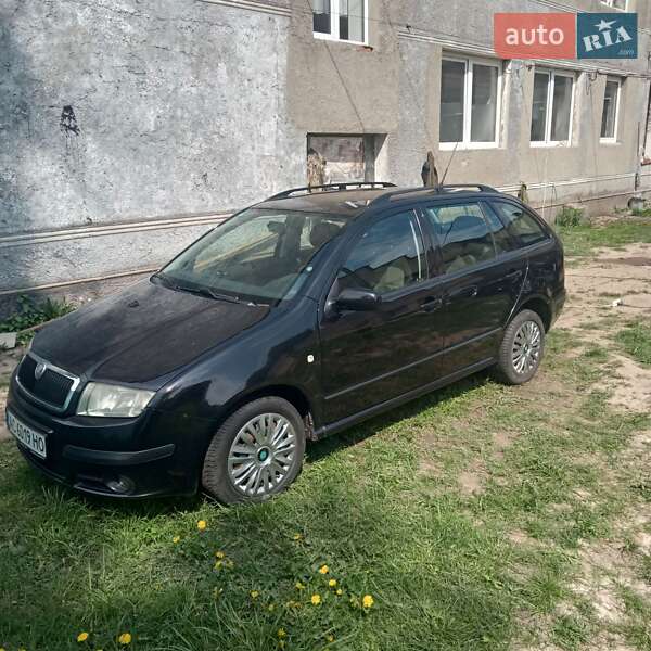 Універсал Skoda Fabia 2006 в Луцьку