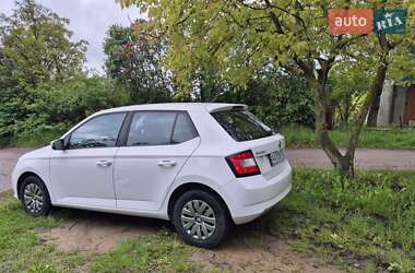 Хэтчбек Skoda Fabia 2018 в 