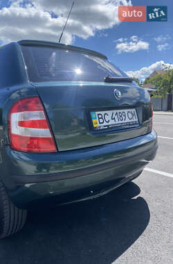 Хэтчбек Skoda Fabia 2007 в 