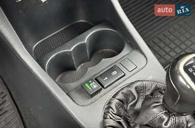 Хэтчбек Skoda Fabia 2013 в 