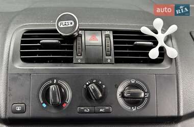 Хэтчбек Skoda Fabia 2013 в 
