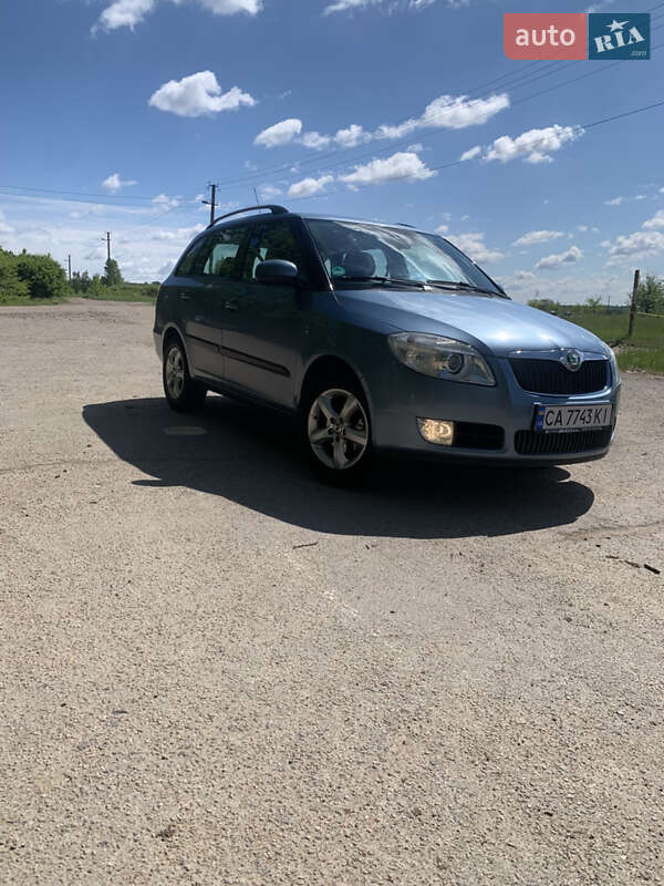 Универсал Skoda Fabia 2009 в 