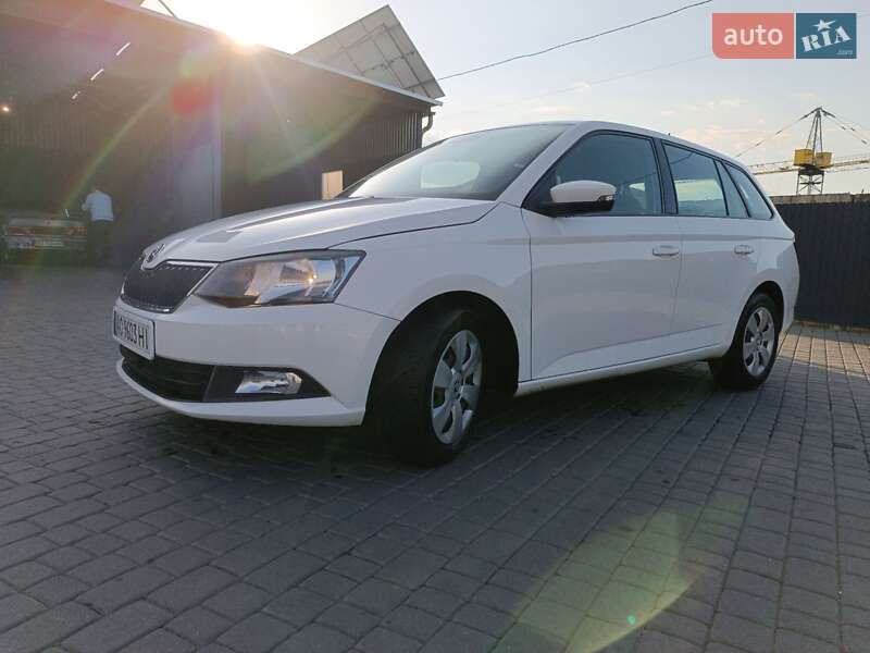 Універсал Skoda Fabia 2015 в Мукачевому