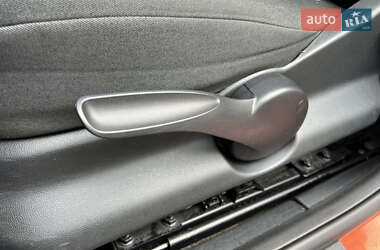 Хетчбек Skoda Fabia 2009 в 