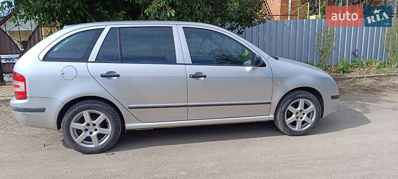 Универсал Skoda Fabia 2005 в Тульчине