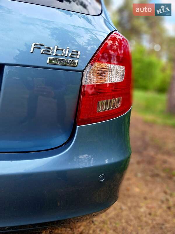 Універсал Skoda Fabia 2009 в Києві