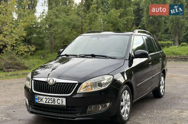 Універсал Skoda Fabia 2010 в 
