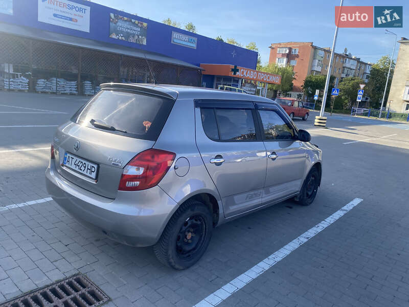 Хэтчбек Skoda Fabia 2007 в Калуше