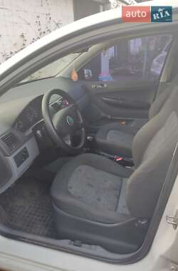 Универсал Skoda Fabia 2003 в 