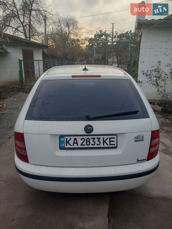 Универсал Skoda Fabia 2003 в Кривом Роге