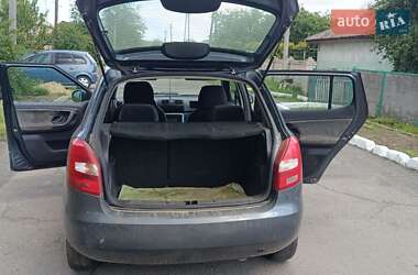 Хетчбек Skoda Fabia 2010 в 