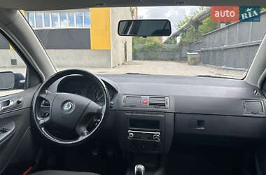 Хетчбек Skoda Fabia 2007 в 