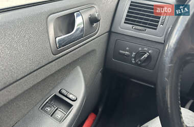 Хетчбек Skoda Fabia 2007 в 
