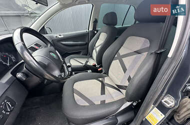 Хетчбек Skoda Fabia 2007 в 