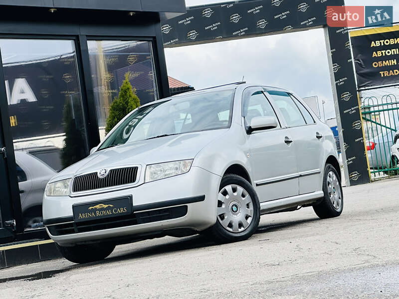 Седан Skoda Fabia 2003 в 