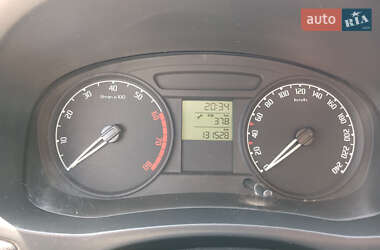 Хэтчбек Skoda Fabia 2008 в 