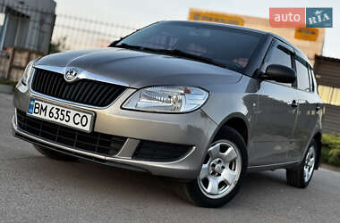 Хэтчбек Skoda Fabia 2012 в Сумах