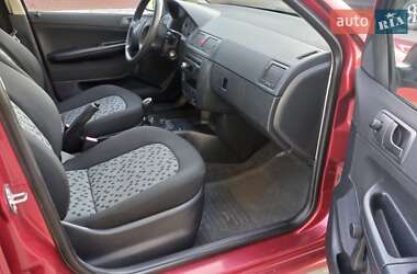 Хэтчбек Skoda Fabia 2006 в 