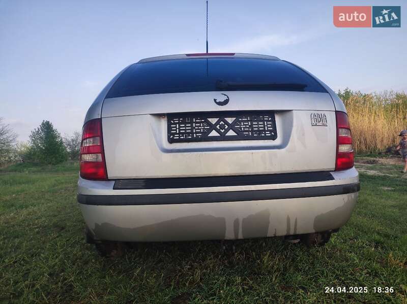 Универсал Skoda Fabia 2001 в Днепре