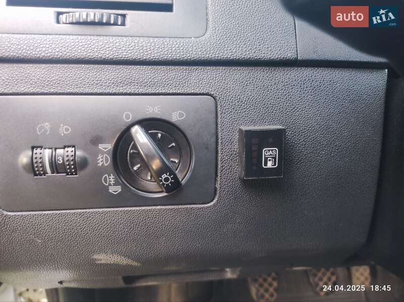 Универсал Skoda Fabia 2001 в Днепре