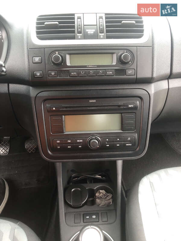 Універсал Skoda Fabia 2009 в Луцьку