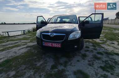 Хэтчбек Skoda Fabia 2007 в 