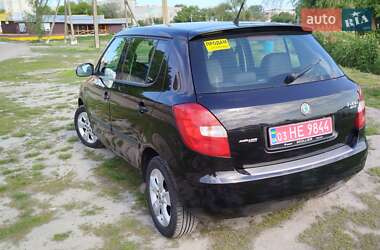 Хэтчбек Skoda Fabia 2007 в 
