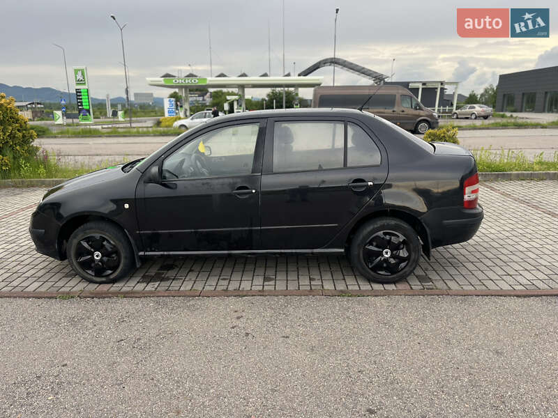 Седан Skoda Fabia 2006 в Тячеві