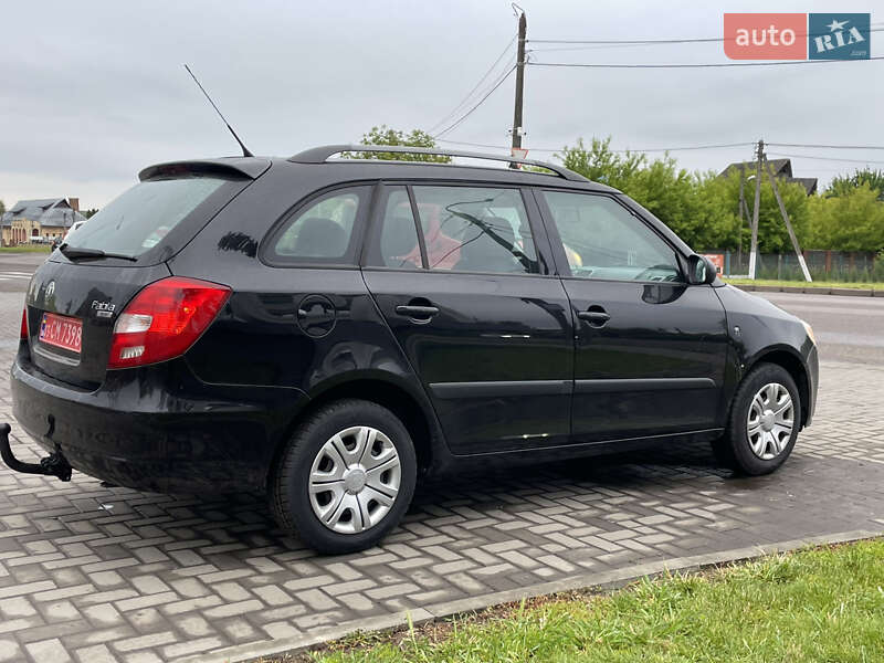 Универсал Skoda Fabia 2008 в Луцке