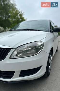 Хэтчбек Skoda Fabia 2013 в 