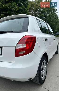 Хэтчбек Skoda Fabia 2013 в 