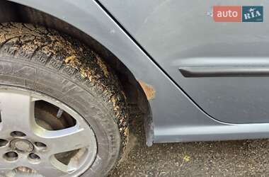 Седан Skoda Fabia 2002 в 