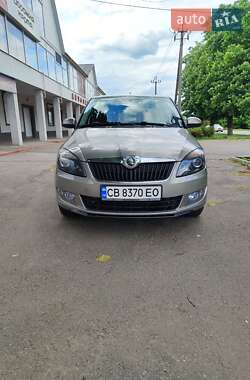 Хетчбек Skoda Fabia 2015 в Прилуках