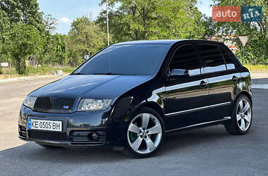 Хетчбек Skoda Fabia 2005 в Дніпрі