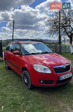Универсал Skoda Fabia 2008 в Ужгороде