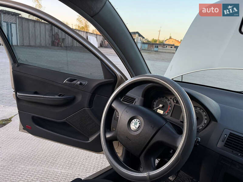 Универсал Skoda Fabia 2005 в Харькове