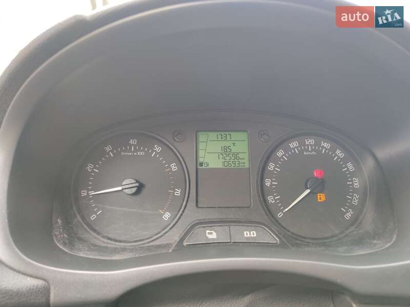 Хетчбек Skoda Fabia 2013 в Львові